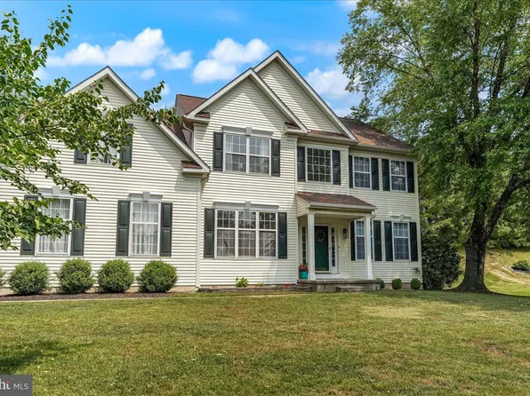 7 Morris Dr, Glen Mills, PA 19342