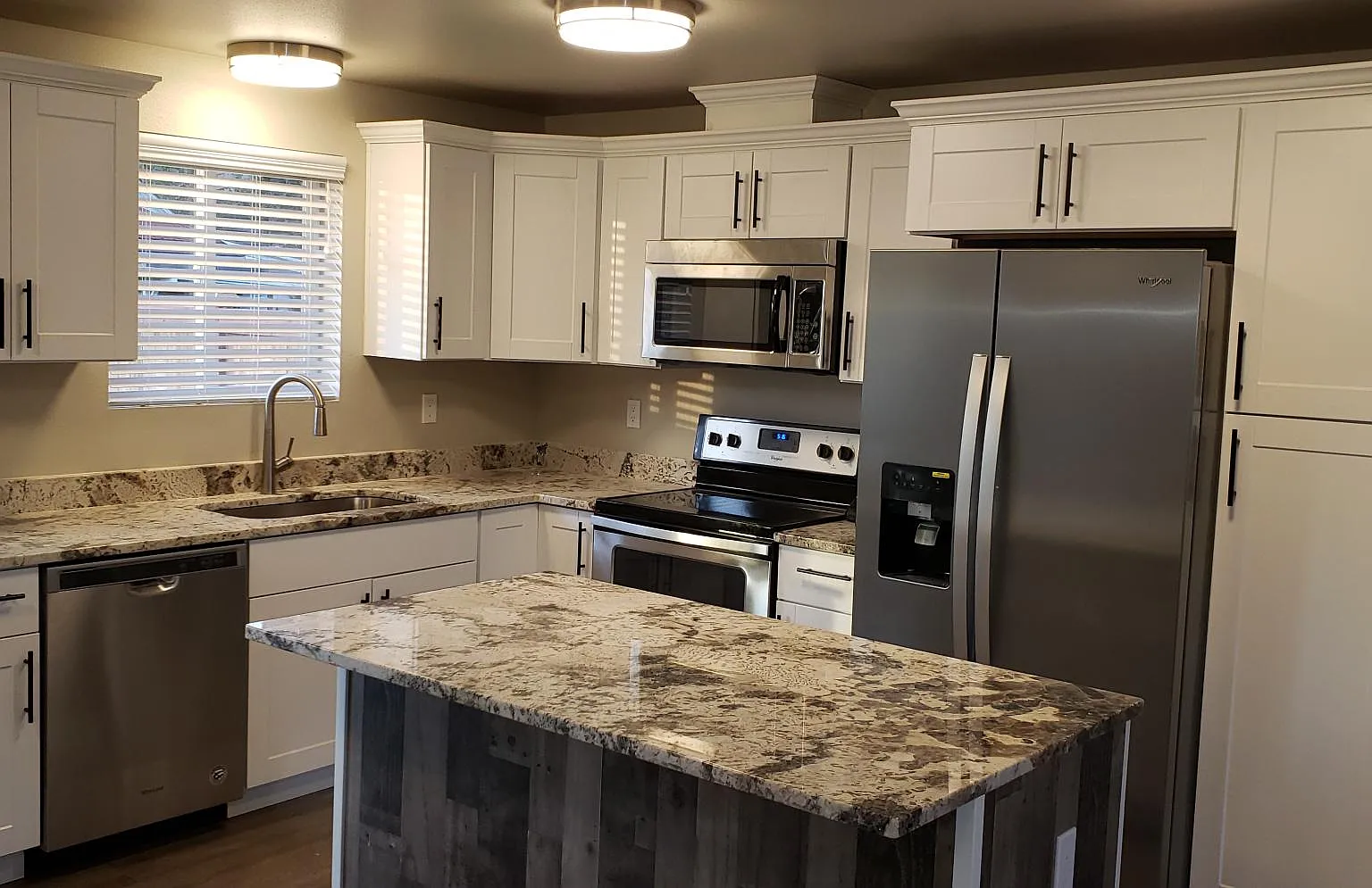 112 Ammons Ln NE — Photo 3