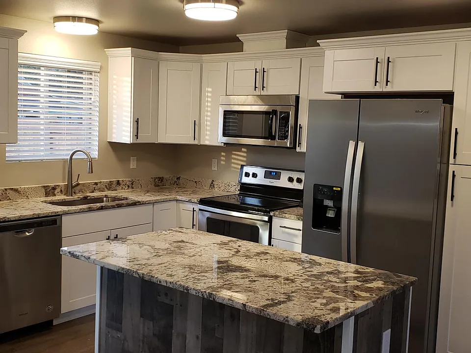 112 Ammons Ln NE #1