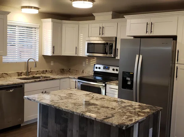 112 Ammons Ln NE #1, Orting, WA 98360