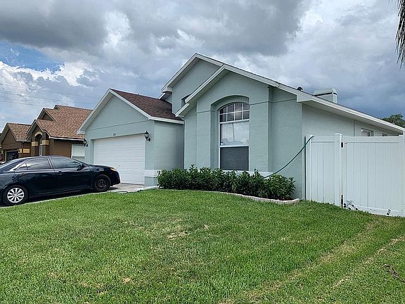 3rd image of 1731 Tillstream Dr