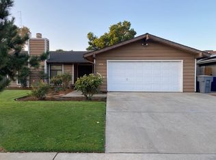 1458 Morris Ave, Clovis, CA 93611