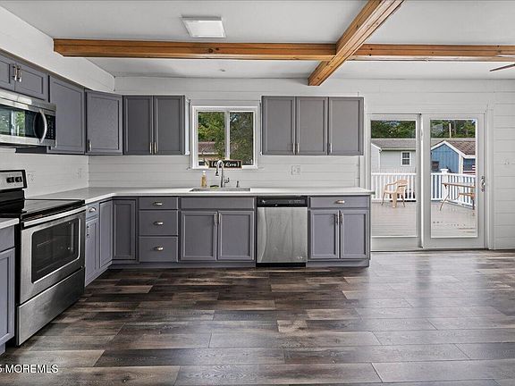 5th image of 26 Sea Breeze Drive