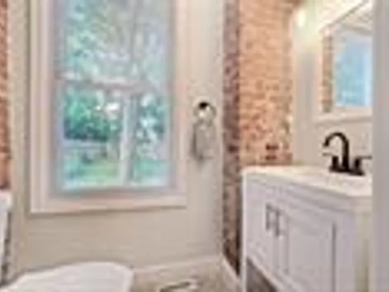 516 Borland St — Photo 12