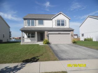 1015 Hamilton St, Shorewood, IL 60404