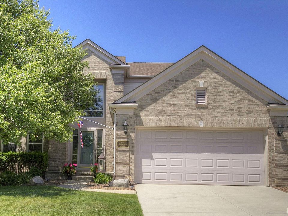 1st image of 4728 Sherwood Cir