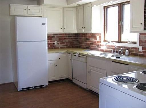 2nd image of 16 Linda Ave