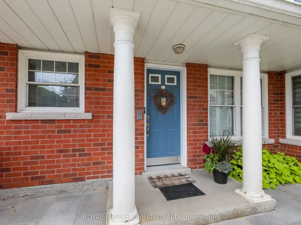 1657 Nash Rd #J1, Clarington, ON L1E 1S8