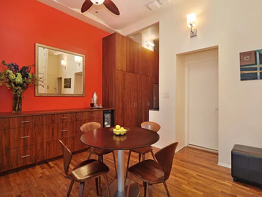 Sold by Sotheby's International Realty | media 22