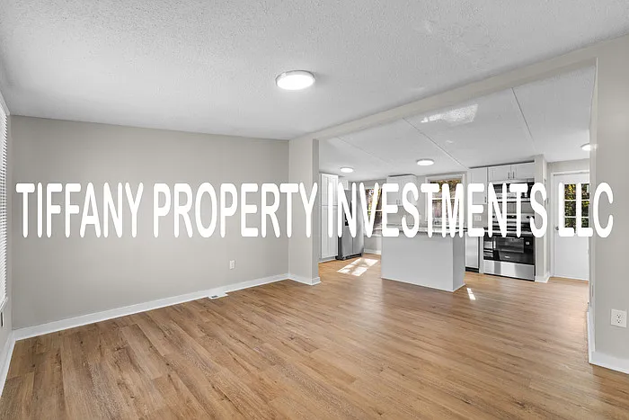 3 bed, 2.0 bath, 951 sqft, $1,395 — Photo 3