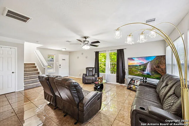 8810 Mesa Vis — Photo 6