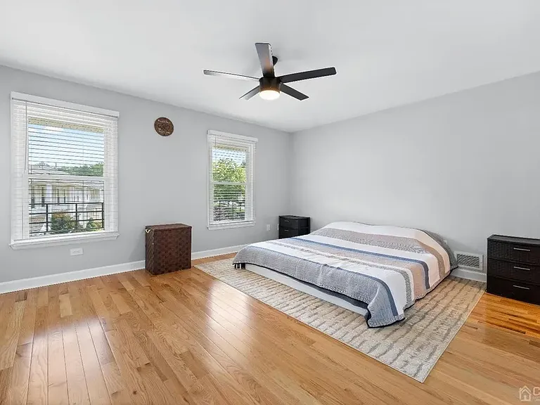 427 Gambocz Ct — Photo 11