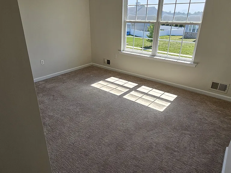 44 Imperial Pl — Photo 11