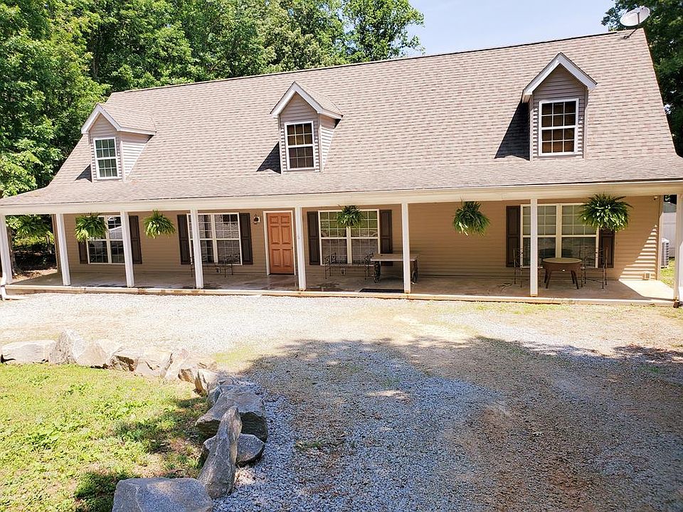 1st image of 825 Marrow St