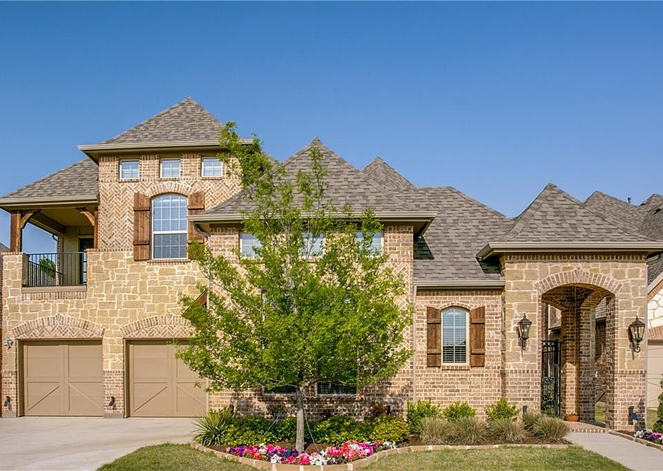 1st image of 5616 Heron Dr W