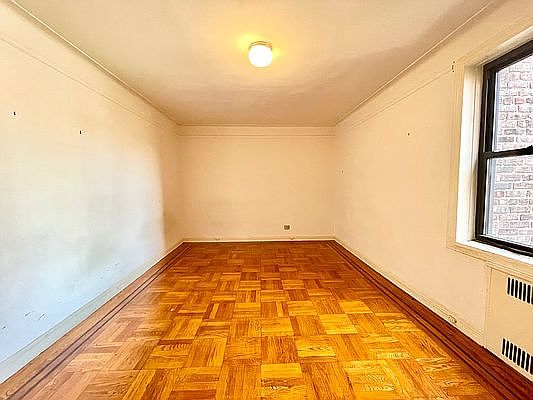 2nd image of 47-25 40th St #5J
