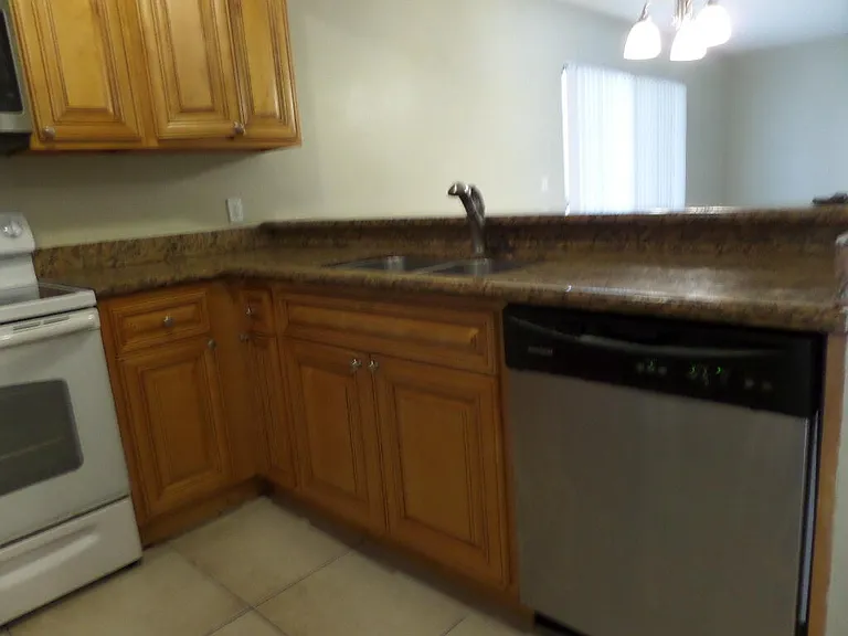 1440 Windorah Way #D — Photo 7