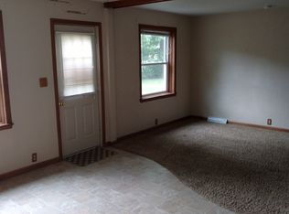 1203 Delano Ave, Walhalla, ND 58282