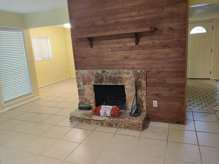 1002 E Michigan St #A — Photo 7