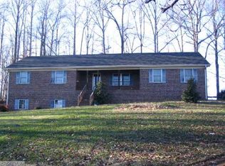 518 Brooks Rd, Reidsville, NC 27320