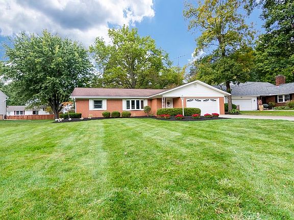 2nd image of 1272 Skeawood Dr