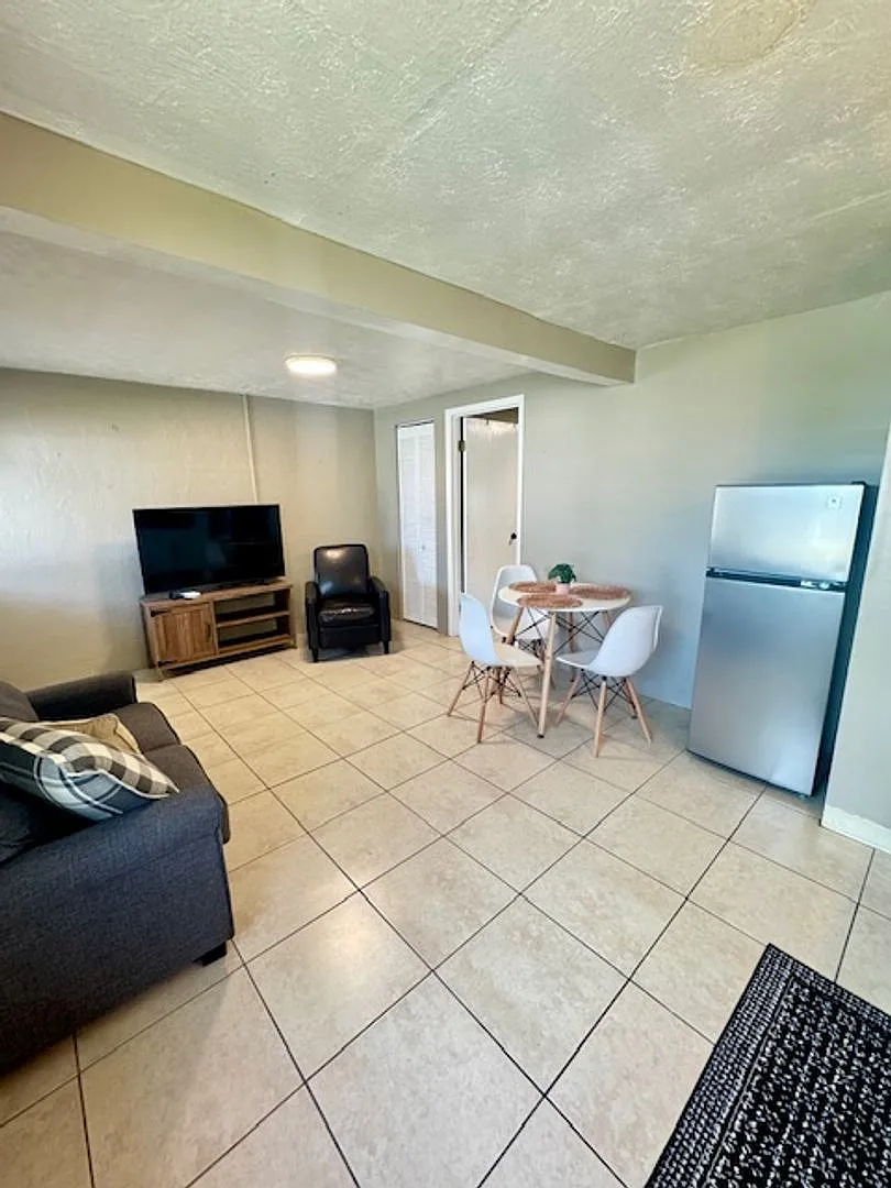 Summerwood Apartments — Photo 4