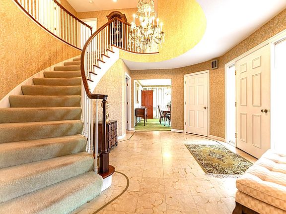 5th image of 3133 Andover Dr