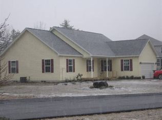 12 Western Reserve Trl, Queensbury, NY 12804