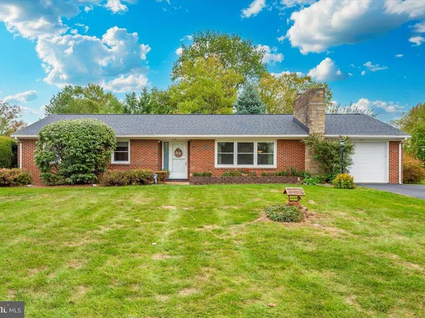 206 Division Ave, Hagerstown, MD 21740