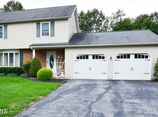 7206 Violet Ct, Sykesville, MD 21784
