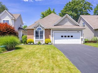764 Bel Arbor Trl, Webster, NY 14580