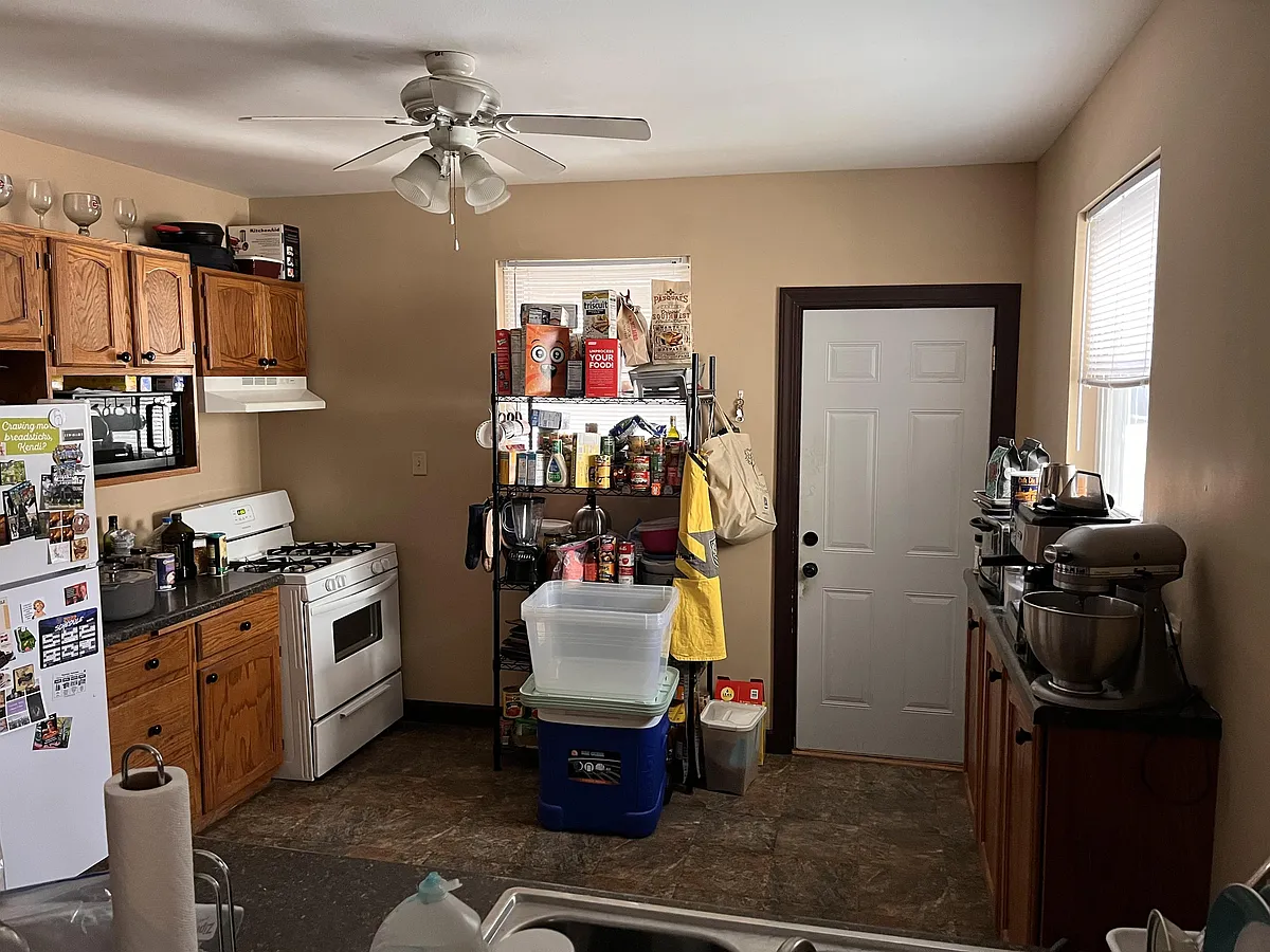 Building Photo - 118 S Blair St #1
