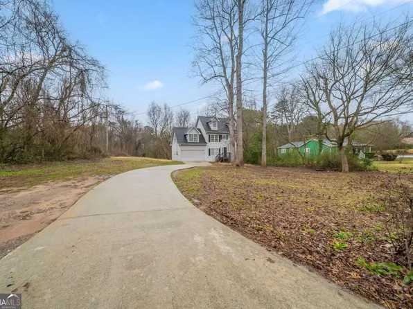 6112 Shadow Rock Ln, Lithonia, GA 30058