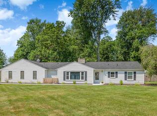 4011 Cambridge St, Midland, MI 48642