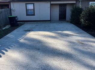 105 Villa North Ct, Warner Robins, GA 31093