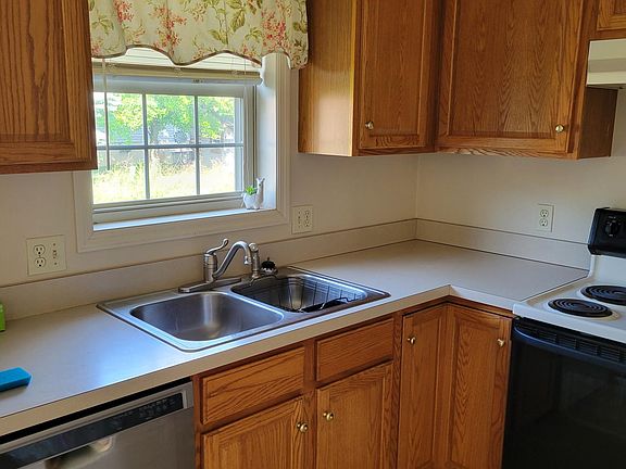 5th image of 134 Wyneberry Dr