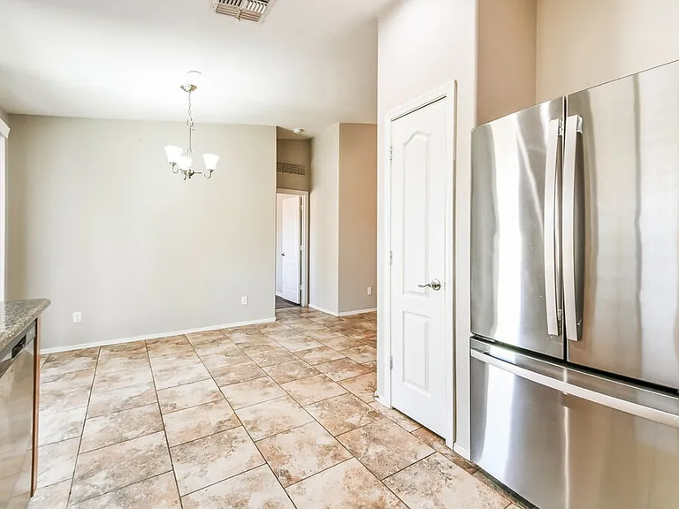 2781 W Mira Dr — Photo 9
