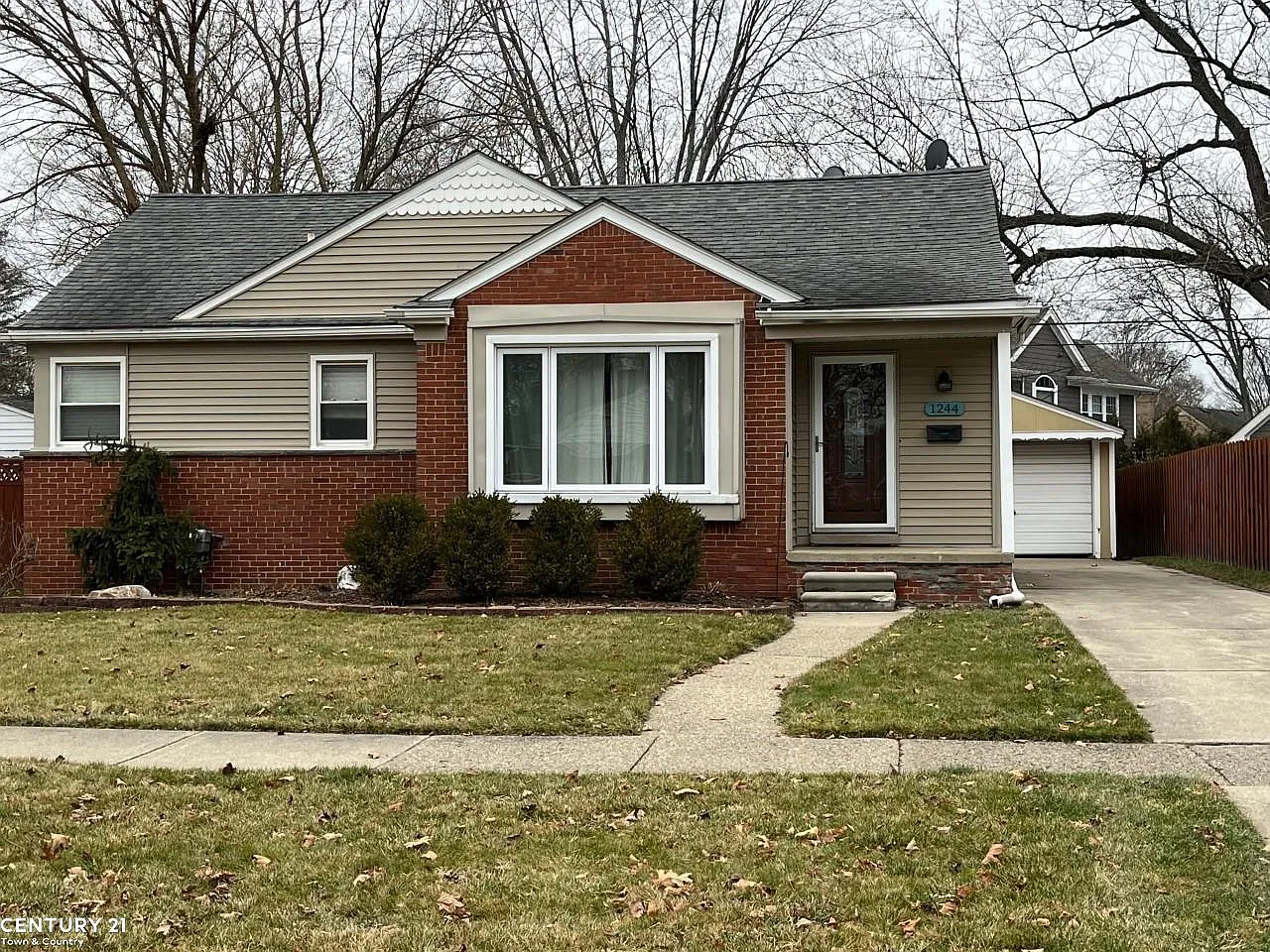 1244 S Eton St photo 1