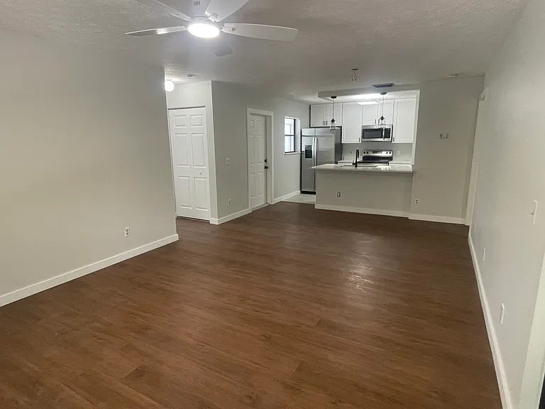 6535 SE Federal Hwy #201 — Photo 6