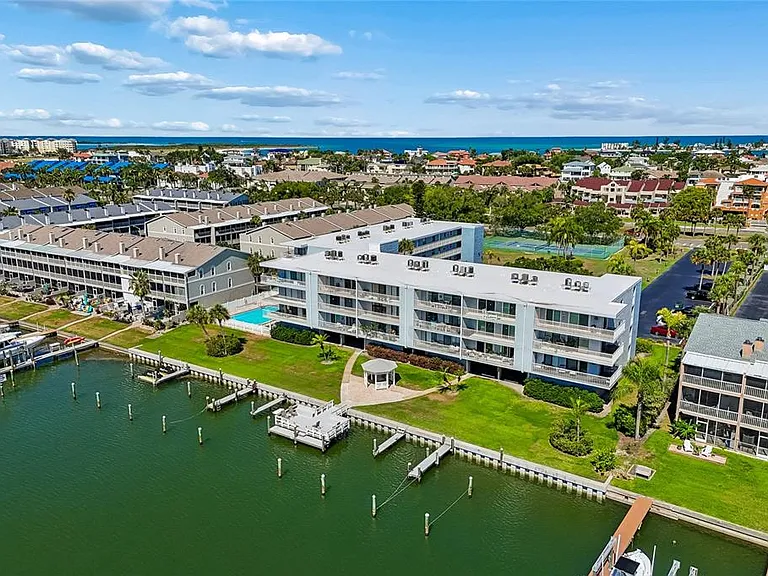 719 Pinellas Bayway S #301 — Photo 3