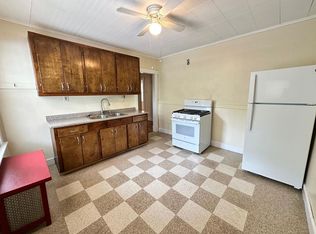 898-902 Main Street, Holyoke, MA 01040