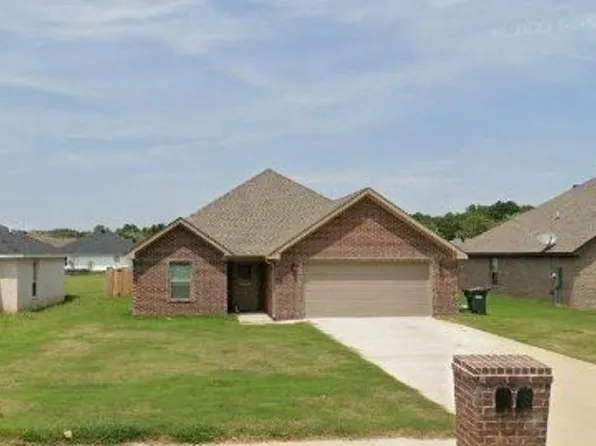 222 E College St, Bono, AR 72416