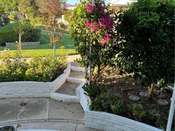 2251 Lake Glen Dr, La Habra, CA 90631