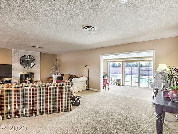 5th image of 4221 Stonebridge Ln