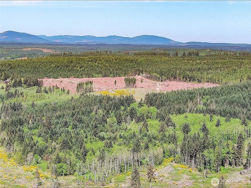 3rd image of 1 XXX Teal Lake Road
