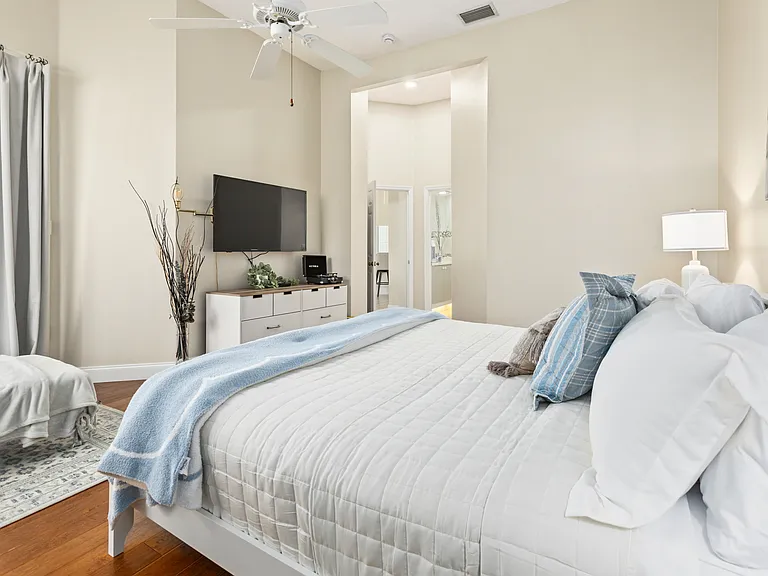 6309 Walton Heath Pl — Photo 13