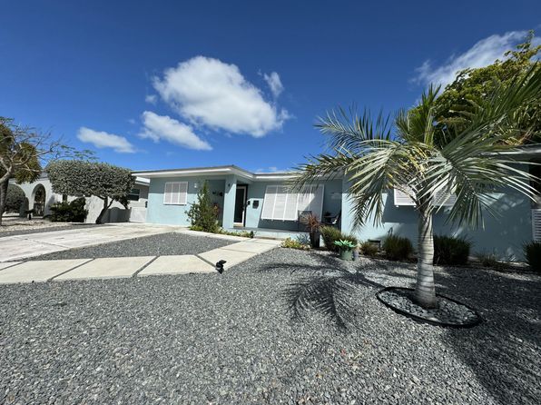 9 Coconut Dr