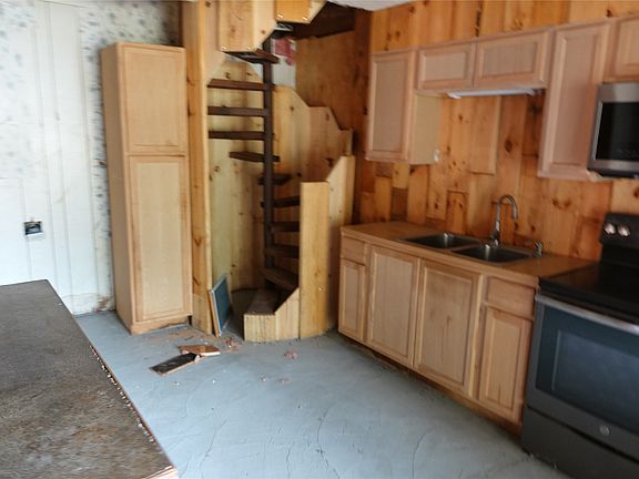 4th image of 8021 County Road 544