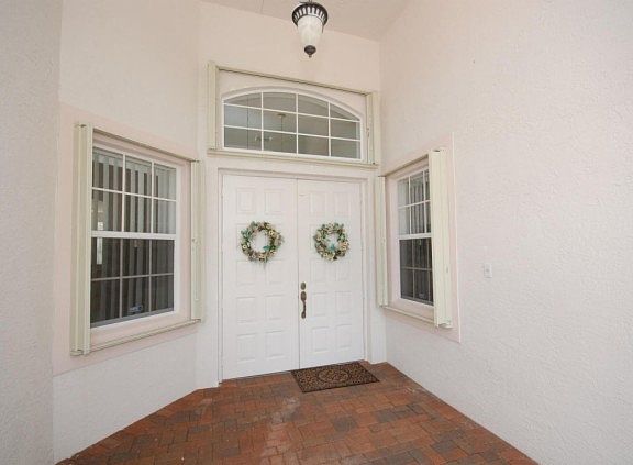 2nd image of 2289 SW Golden Bear Way