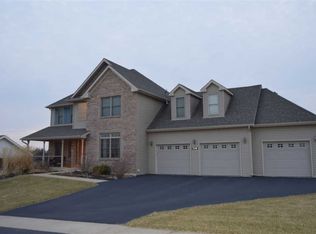 7178 W Ridge Ln, Cherry Valley, IL 61016